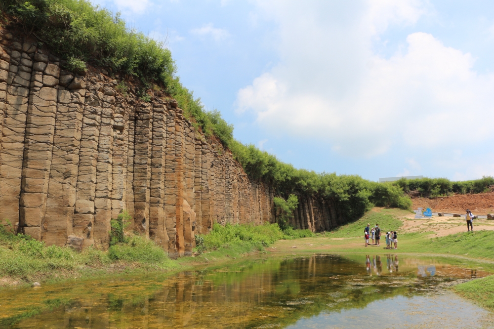 池東大菓葉玄武岩