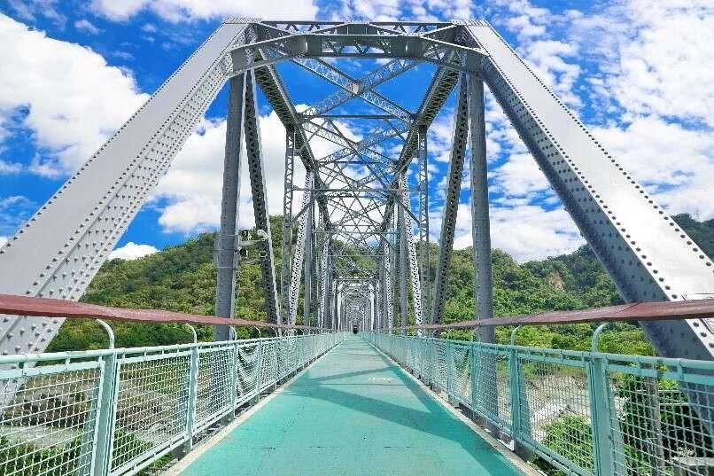 花梁鋼橋